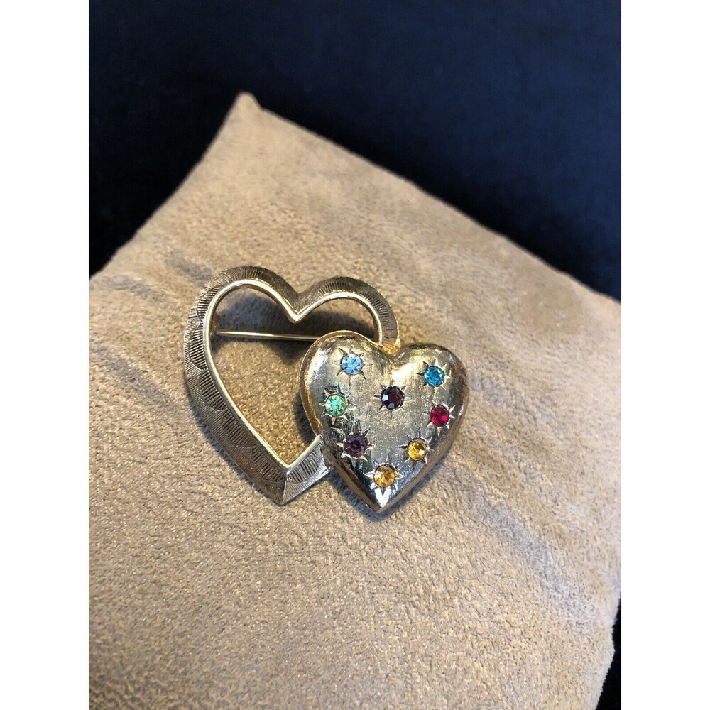 Vtg Signed EMMONS Pin/Brooch, Textured GT Double Heart w/Multi-Color Rhinestones